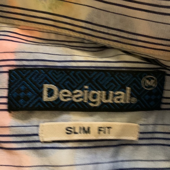 Gorgeous Desigual shirt - Picture 5 of 5